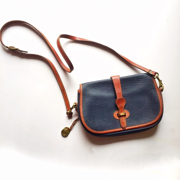 Dooney & Bourke Handbags - Vintage Pre-Tag Dooney & Bourke cross body AWL bag